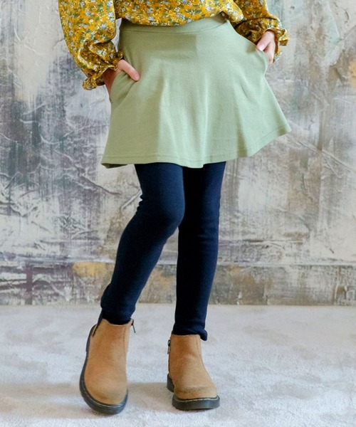 Bee des Bee（ビーデスビー）の「レギンス付きスカート スカッツ（スカート・キッズ・ブラック/グレー/ワイン/ネイビー/チャコール/ライトピンク/ラベンダー/レッド系その他/グレー系その他/クリーム/ライトブルー/ブルー系その他/ダークネイビー/ライトパープル/ピンク系その他/オレンジ系その他/ピンク系その他2/イエロー系その他/カーキ/グレー系その他2/パープル系その他/杢グレー/モカ/ブラック系その他/グレイッシュベージュ/パープル系/アイボリー/ブルー系その他2/ブラウン/サックスブルー/グリーン系/パープル系その他2/チャコールグレー/ベージュ系/ピンク系/ライラック系/グレー系/ブルー系/ライトベージュ/ブルー × パープル・90cm/100cm/110cm/120cm/130cm/140cm/150cm）」の17枚目の写真