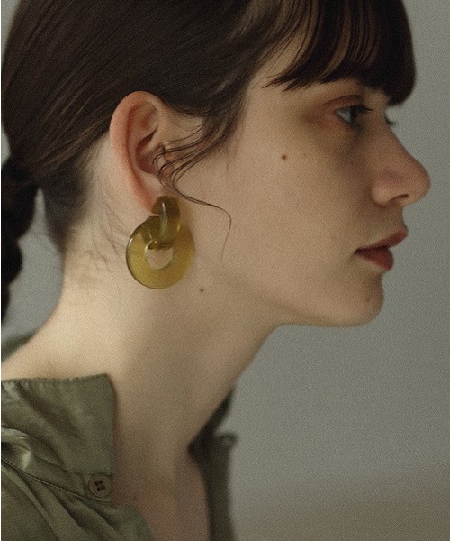 TODAYFUL(トゥデイフル)の「クリアリングピアス(ピアス(両耳用)・レディース・ブラウン/グリーン/イエロー/クリア・FREE)」の10枚目の写真