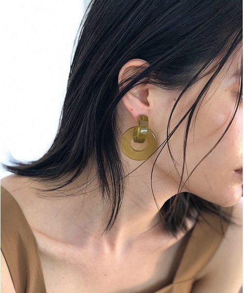 TODAYFUL(トゥデイフル)の「クリアリングピアス(ピアス(両耳用)・レディース・ブラウン/グリーン/イエロー/クリア・FREE)」の6枚目の写真