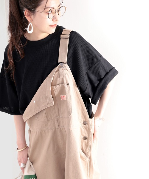classicalelf(クラシカルエルフ)の「サーマルミドル丈 無地切り替えラウンドヘムクルーネックカットソー(半袖)(Tシャツ/カットソー・レディース・オフホワイト/モカ/グレー/ブラック・MEDIUM/LARGE/X-LARGE/XX-LARGE)」の8枚目の写真