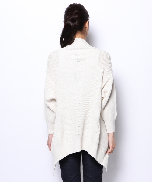 JOSEPH(ジョセフ)の「COTTON PEARL STITCH カーディガン(カーディガン/ボレロ・レディース・アイボリー系/ダルブルー系/ネイビー系・MEDIUM)」の6枚目の写真