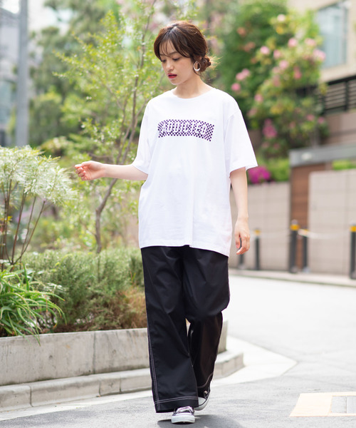 WEGO（ウィゴー）の「WEGO/チェッカーボックスロゴTシャツ（Tシャツ/カットソー・メンズ・ホワイト/ブラック/ホワイト系その他/ブラック系その他・SMALL/MEDIUM/LARGE）」の7枚目の写真