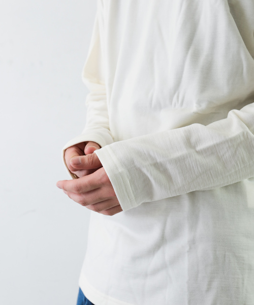 KAZUYUKI KUMAGAI ATTACHMENT（カズユキクマガイアタッチメント）の「ウォッシャブルウールスヴィン裏毛 クルーネックドルマンL/S（Tシャツ/カットソー・メンズ・ホワイト/ブラック/ライトブルー・1/2/3）」の22枚目の写真