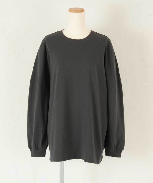 titivate（ティティベイト）の「ｵｰﾊﾞｰｻｲｽﾞｶｯﾄｿｰﾄｯﾌﾟｽ（Tシャツ/カットソー・レディース・オフホワイト/ベージュ/チャコール/ブラック・S/M）」の8枚目の写真