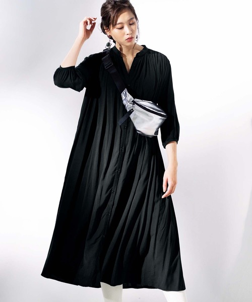 GeeRA(ジーラ)の「バンドカラーギャザーデザインワンピース(ワンピース・レディース・ブラック/ベージュ/ミント・MEDIUM/LARGE/X-LARGE/XX-LARGE)」の1枚目の写真