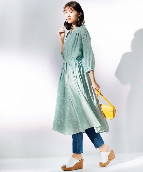 GeeRA(ジーラ)の「バンドカラーギャザーデザインワンピース(ワンピース・レディース・ブラック/ベージュ/ミント・MEDIUM/LARGE/X-LARGE/XX-LARGE)」の11枚目の写真