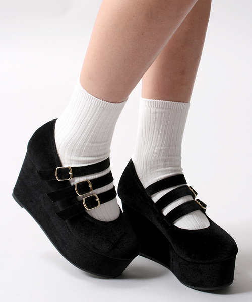 WEGO(ウィゴー)の「WEGO/ベロアパンプス(パンプス・レディース・ブラック/ピンク・LARGE/MEDIUM)」の2枚目の写真