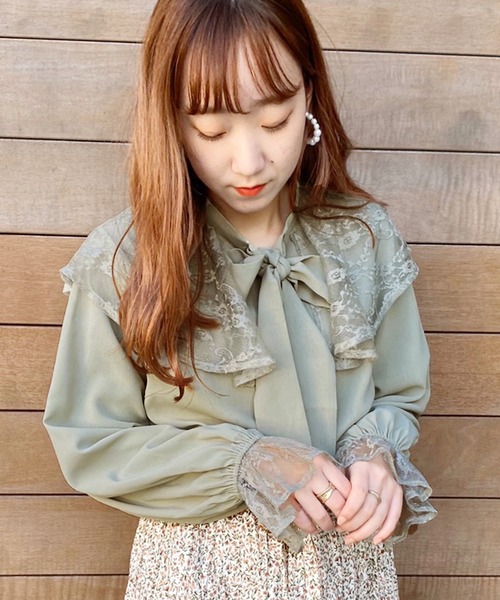 apres jour(アプレジュール)の「ボウタイレースブラウス【ZOZOTOWN限定アイテム】(シャツ/ブラウス・レディース・モカ/ミント/アイボリー・フリー)」の3枚目の写真