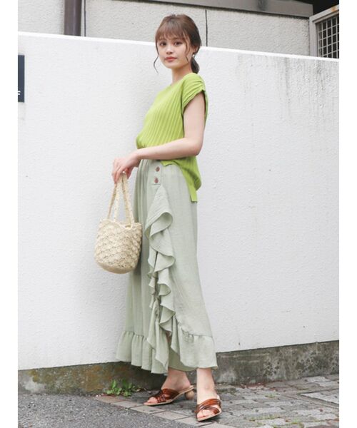 dazzlin（ダズリン）の「ライトアングルフリルスカート（スカート・レディース・ベージュ/オフホワイト/グリーン・SMALL/MEDIUM）」の9枚目の写真