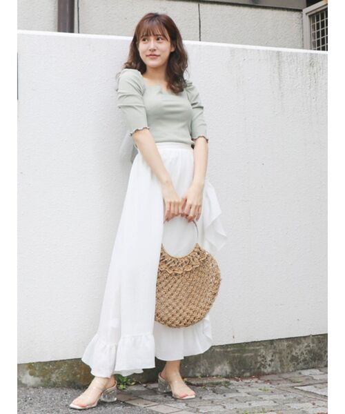 dazzlin（ダズリン）の「ライトアングルフリルスカート（スカート・レディース・ベージュ/オフホワイト/グリーン・SMALL/MEDIUM）」の10枚目の写真