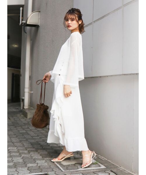 dazzlin（ダズリン）の「ライトアングルフリルスカート（スカート・レディース・ベージュ/オフホワイト/グリーン・SMALL/MEDIUM）」の12枚目の写真