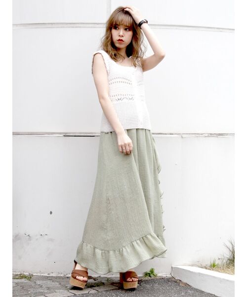 dazzlin（ダズリン）の「ライトアングルフリルスカート（スカート・レディース・ベージュ/オフホワイト/グリーン・SMALL/MEDIUM）」の13枚目の写真