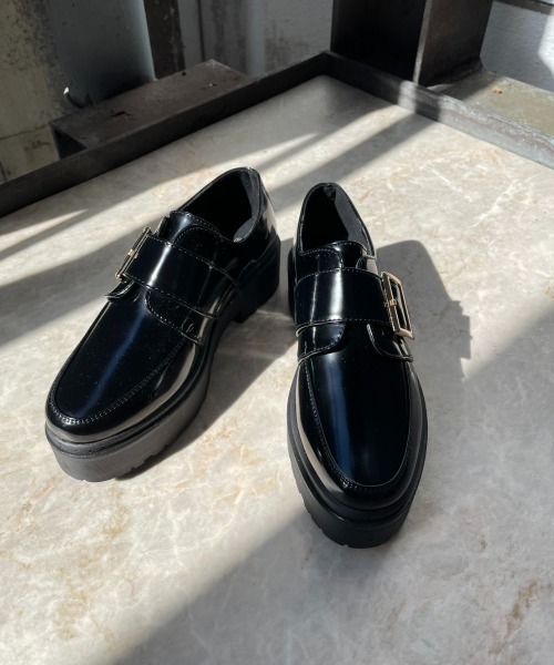 R&E（アールアンドイー）の「【R&E】トラックソールベルテッドマニッシュシューズ（パンプス・レディース・ブラック/ブラウン系その他/ブラック系その他/ブラック系その他2・LL/L/M/S）」の5枚目の写真