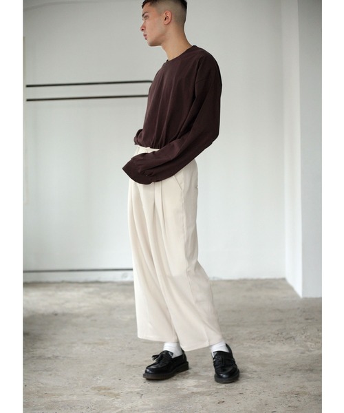 NILWAY(ニルウェイ)の「タックリラックスワイドイージースラックス(スラックス・メンズ・ブラウン/パープル/ブラック/ブルー/アイボリー/キャメル・LARGE/MEDIUM)」の12枚目の写真