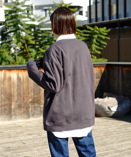 Blue Standard (ブルースタンダード)の「【BLUE STANDARD】裏フリースクルートレーナー/スウェット 裏起毛(スウェット・メンズ・ブラウン系その他/ダークグリーン/チャコールグレー/オフホワイト/ネイビー・MEDIUM/LARGE/X-LARGE)」の15枚目の写真