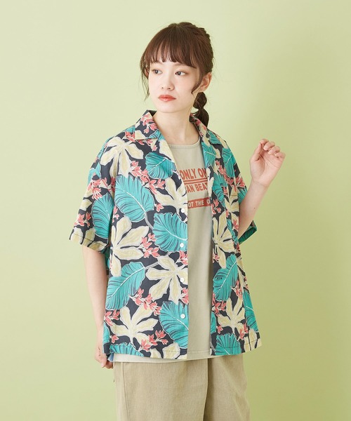 CUBE SUGAR（キューブシュガー）の「キャンブリック 総柄 プリント 開襟シャツ（シャツ/ブラウス・レディース・マルチ/ベージュ系その他/ブラック系その他/パープル系その他・M）」の2枚目の写真