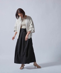 LAUTREAMONT（ロートレアモン）の「キレイめノーカラーショート