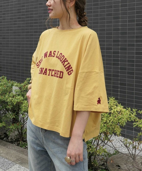CORNERS（コーナーズ）の「カレッジロゴオーバーサイズTシャツ（Tシャツ/カットソー・レディース・スミクロ/マスタード/ネイビー/オフホワイト・FREE）」の10枚目の写真