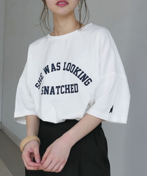 CORNERS（コーナーズ）の「カレッジロゴオーバーサイズTシャツ（Tシャツ/カットソー・レディース・スミクロ/マスタード/ネイビー/オフホワイト・FREE）」の5枚目の写真