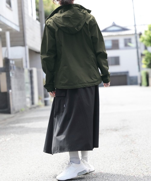 THE NORTH FACE(ザノースフェイス)の「THE NORTH FACE リゾルブジャケット(ナイロンジャケット・レディース・ブラック/グリーン系その他/グリーン系その他2/レッド・MEDIUM/X-LARGE/SMALL/LARGE)」の20枚目の写真