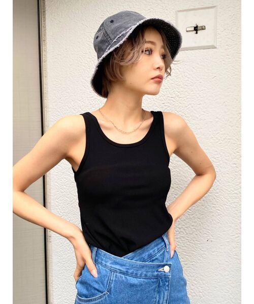 EMODA（エモダ）の「バックストラップタンクトップ（タンクトップ・レディース・ホワイト/ブラック/ブラウン・FREE）」の14枚目の写真