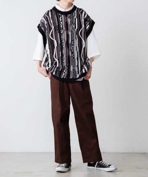 WEGO（ウィゴー）の「WEGO/総柄デザインベスト（ベスト・メンズ・ライトベージュ/ブラック/ブラック系その他・LARGE/MEDIUM）」の4枚目の写真