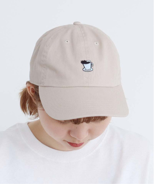 I am I in fact...（アイアムアイインファクト）の「achoo!  ワッペンキャップ（キャップ・レディース・ブラック/サックスブルー/キナリ・FREE）」の2枚目の写真