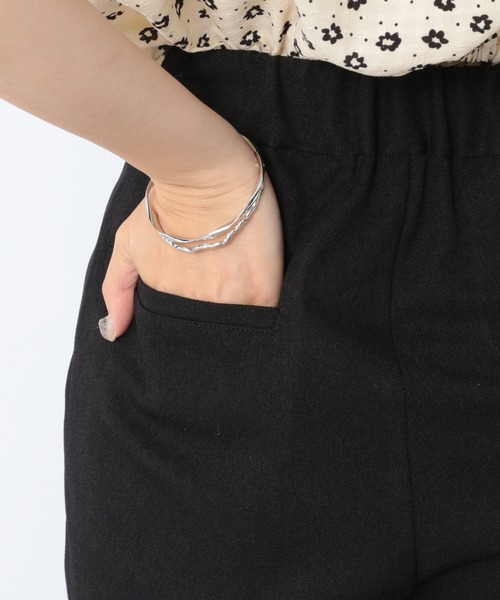 Heather（ヘザー）の「スリムフィットストレートパンツ　959875（スラックス・レディース・ブラック/グリーン/テラコッタ/イエロー/レッド・S/M/L/XS）」の12枚目の写真