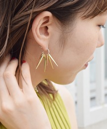 e.m. 両耳用　フープピアス e.m.（イーエム）の「2Pset スタッズフープピアスL（ピアス（両