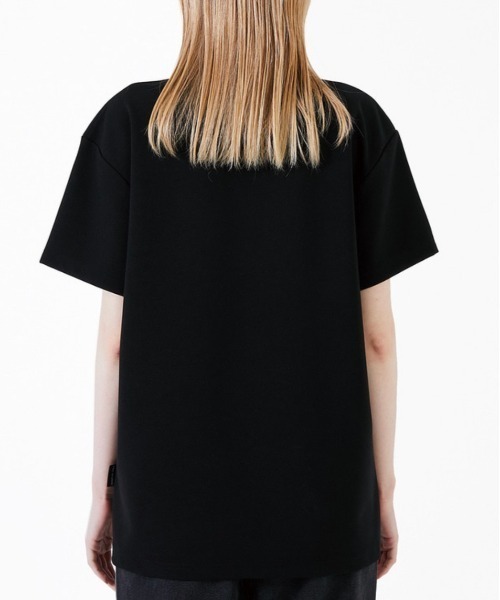 ESC STUDIO（イーエスシースタジオ）の「【ESC STUDIO】Button polo shirt（ポロシャツ・メンズ・ブラック/クリーム・ONE SIZE）」の5枚目の写真