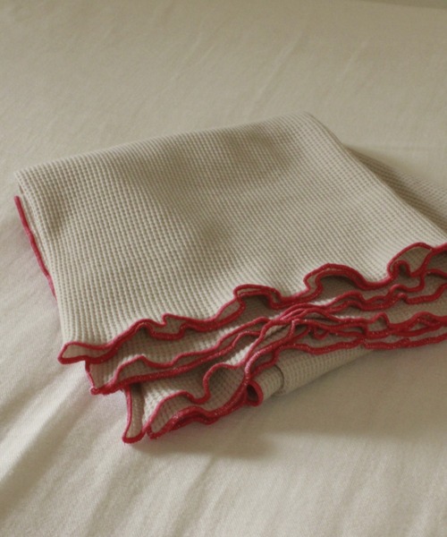 kaene（カエン）の「ワッフルメロウおくるみ / Yawn（おくるみ・キッズ・グレー/アイボリー/ピンク/ベージュ・FREE）」の12枚目の写真