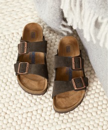 BIRKENSTOCK（ビルケンシュトック）の「Arizona Soft Footbed Suede  【ナロー幅】 ユニセックス（サンダル・メンズ）」