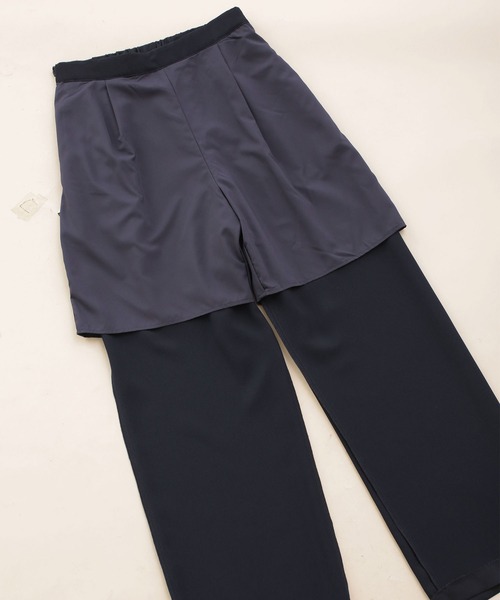 NANO universe（ナノユニバース）の「サッカーサテンイージーギャザーパンツ（その他パンツ・レディース・ブラウン/ネイビー/アイボリー・36/38）」の7枚目の写真