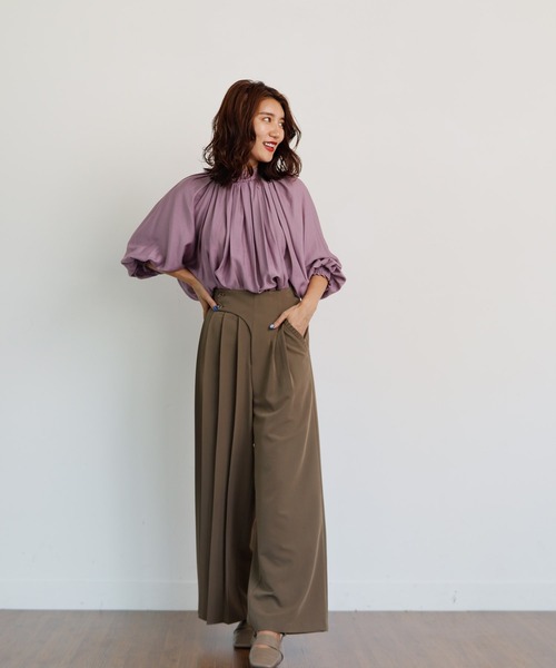 LADYMADE（レディメイド）の「ハーフプリーツアシメワイドパンツ（その他パンツ・レディース・グレー/ライトベージュ/カーキ・FREE）」の11枚目の写真