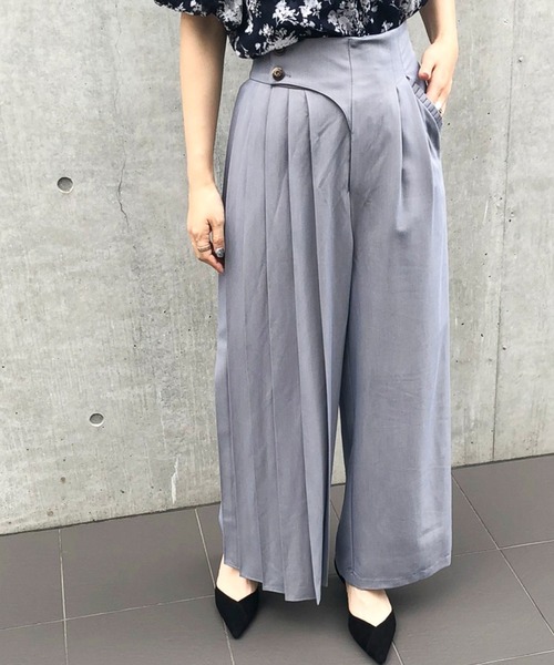LADYMADE（レディメイド）の「ハーフプリーツアシメワイドパンツ（その他パンツ・レディース・グレー/ライトベージュ/カーキ・FREE）」の10枚目の写真
