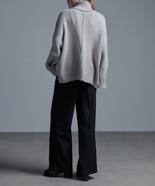 Loose/ルース（ルース）の「オーバースリット タートルネックニット（ニット/セーター・メンズ・ブラウン/グレー/ブルーグリーン/グレイッシュベージュ/グレイッシュブルー/グレー系その他/ブラック/グリーン/ブルー系その他/チャコールグレー/ライトグレー・S/M/L/XS）」の18枚目の写真