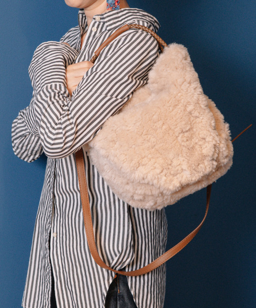 cache cache(カシュ カシュ)の「カシュカシュ cachecache / メッシュ丸ハンドルエコファー2wayショルダーバッグ(ショルダーバッグ・レディース・グレー/ベージュ系その他/アイボリー/ブラック・FREE)」の2枚目の写真