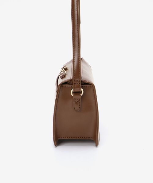 MAJESTIC LEGON（マジェスティックレゴン）の「ビット付スクエアバッグ（ショルダーバッグ・レディース・ブラック/ブラウン/グリーン/グレイッシュベージュ・FREE）」の9枚目の写真
