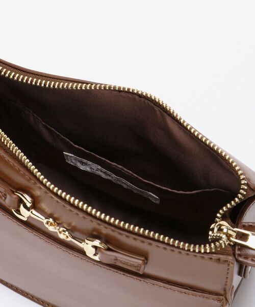 MAJESTIC LEGON（マジェスティックレゴン）の「ビット付スクエアバッグ（ショルダーバッグ・レディース・ブラック/ブラウン/グリーン/グレイッシュベージュ・FREE）」の8枚目の写真