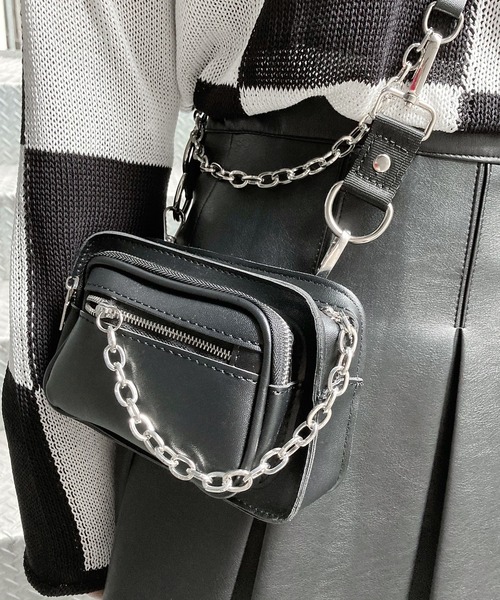 Figments(フィグメンツ)の「ダブルチェーンツキミニショルダー(ショルダーバッグ・レディース・ブラック・FREE)」の14枚目の写真