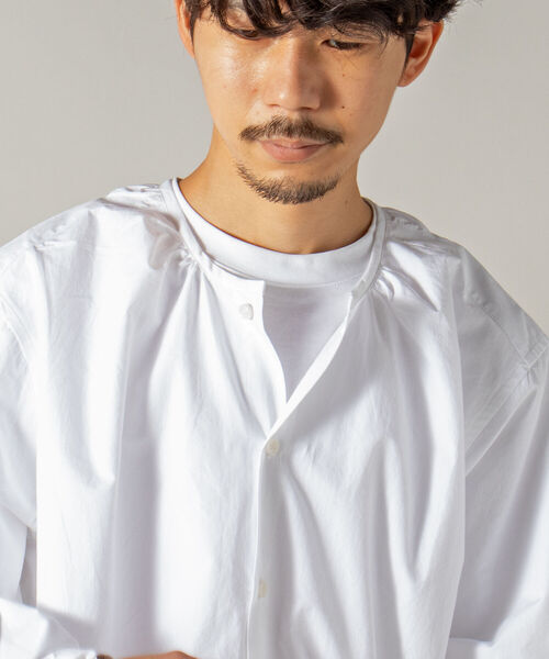 GLOSTER（グロスター）の「【GLOSTER/グロスター】オーガニックコットン スモックシャツ（シャツ/ブラウス・メンズ・ホワイト/ブラック/サックスブルー・MEDIUM/LARGE）」の15枚目の写真