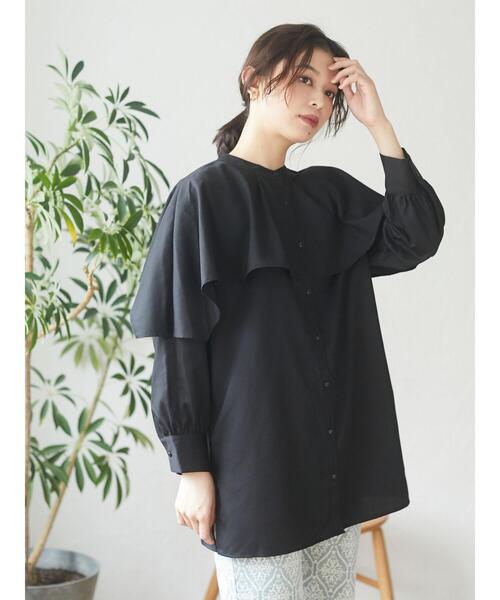 ELENCARE DUE（エレンカーレデュエ）の「・ELENCARE DUE ケープレイヤードチュニック＊（シャツ/ブラウス・レディース・チャコールグレー/ブラック/ライトベージュ・FREE）」の18枚目の写真