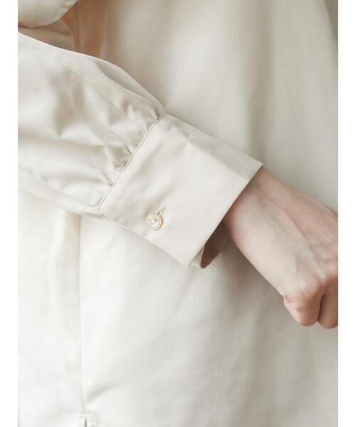 ELENCARE DUE（エレンカーレデュエ）の「・ELENCARE DUE ケープレイヤードチュニック＊（シャツ/ブラウス・レディース・チャコールグレー/ブラック/ライトベージュ・FREE）」の9枚目の写真