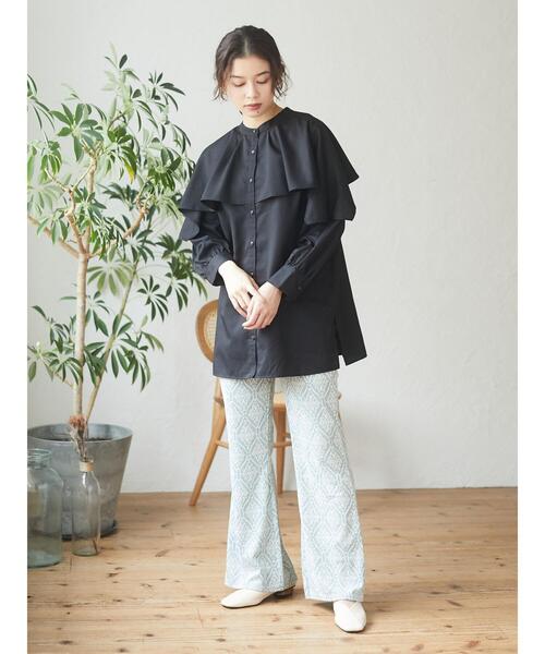 ELENCARE DUE（エレンカーレデュエ）の「・ELENCARE DUE ケープレイヤードチュニック＊（シャツ/ブラウス・レディース・チャコールグレー/ブラック/ライトベージュ・FREE）」の15枚目の写真