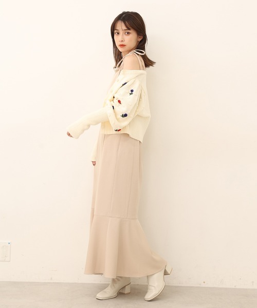 one after another NICE CLAUP（ワンアフターアナザーナイスクラップ）の「刺繍ニットカーディガン（カーディガン/ボレロ・レディース・ホワイト系その他/ブラック系その他/グレー系その他・FREE）」の21枚目の写真