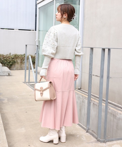 one after another NICE CLAUP（ワンアフターアナザーナイスクラップ）の「刺繍ニットカーディガン（カーディガン/ボレロ・レディース・ホワイト系その他/ブラック系その他/グレー系その他・FREE）」の16枚目の写真