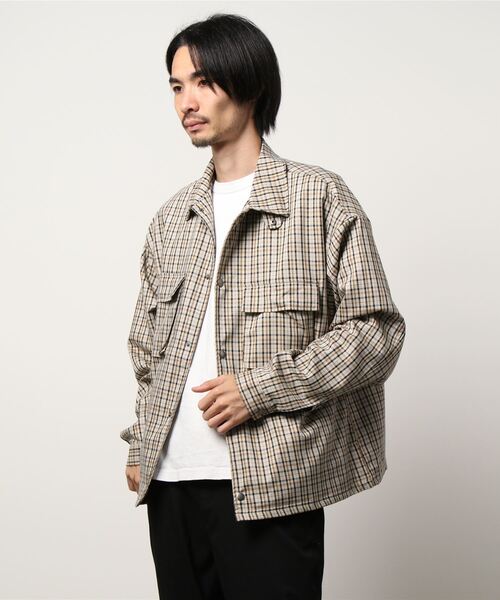 TIMELY WARNING（タイムリーワーニング）の「TimelyWarning / TR バルーンスリーブ コーチジャケット（ナイロンジャケット・メンズ・ベージュ/グリーン/ブラック/ブラウン/キナリ/ブルー・MEDIUM/LARGE）」の2枚目の写真