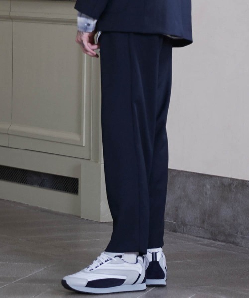 LIDNM（リドム）の「2TUCK STRAIGHT PANTS（スラックス・メンズ・ネイビー・LARGE）」の3枚目の写真
