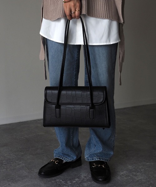 Riberry(リベリー)の「型押しスクエアショルダーバッグ(ハンドバッグ・レディース・ホワイト/ブラック/ブラウン/イエロー/グリーン・FREE)」の9枚目の写真