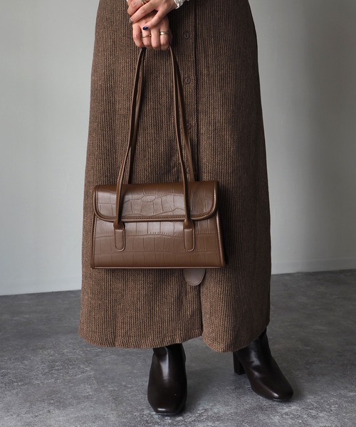 Riberry(リベリー)の「型押しスクエアショルダーバッグ(ハンドバッグ・レディース・ホワイト/ブラック/ブラウン/イエロー/グリーン・FREE)」の13枚目の写真